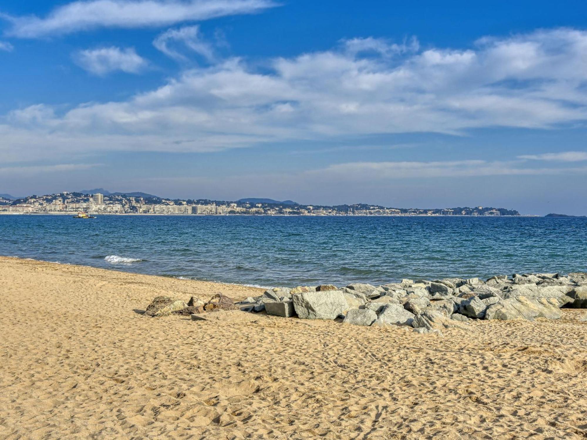L'open-4 By Interhome Apartment Frejus